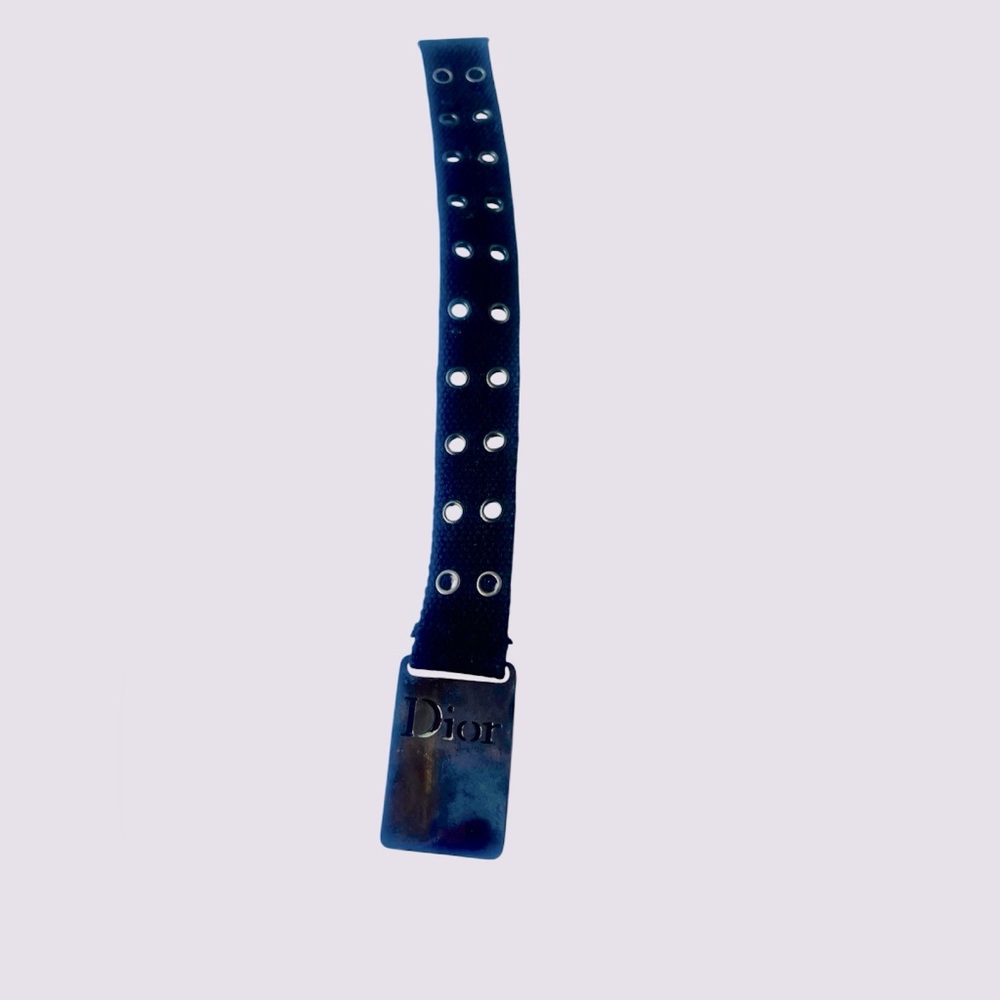 Dior Sleek chic keychain 
Lipgloss lipstick belt